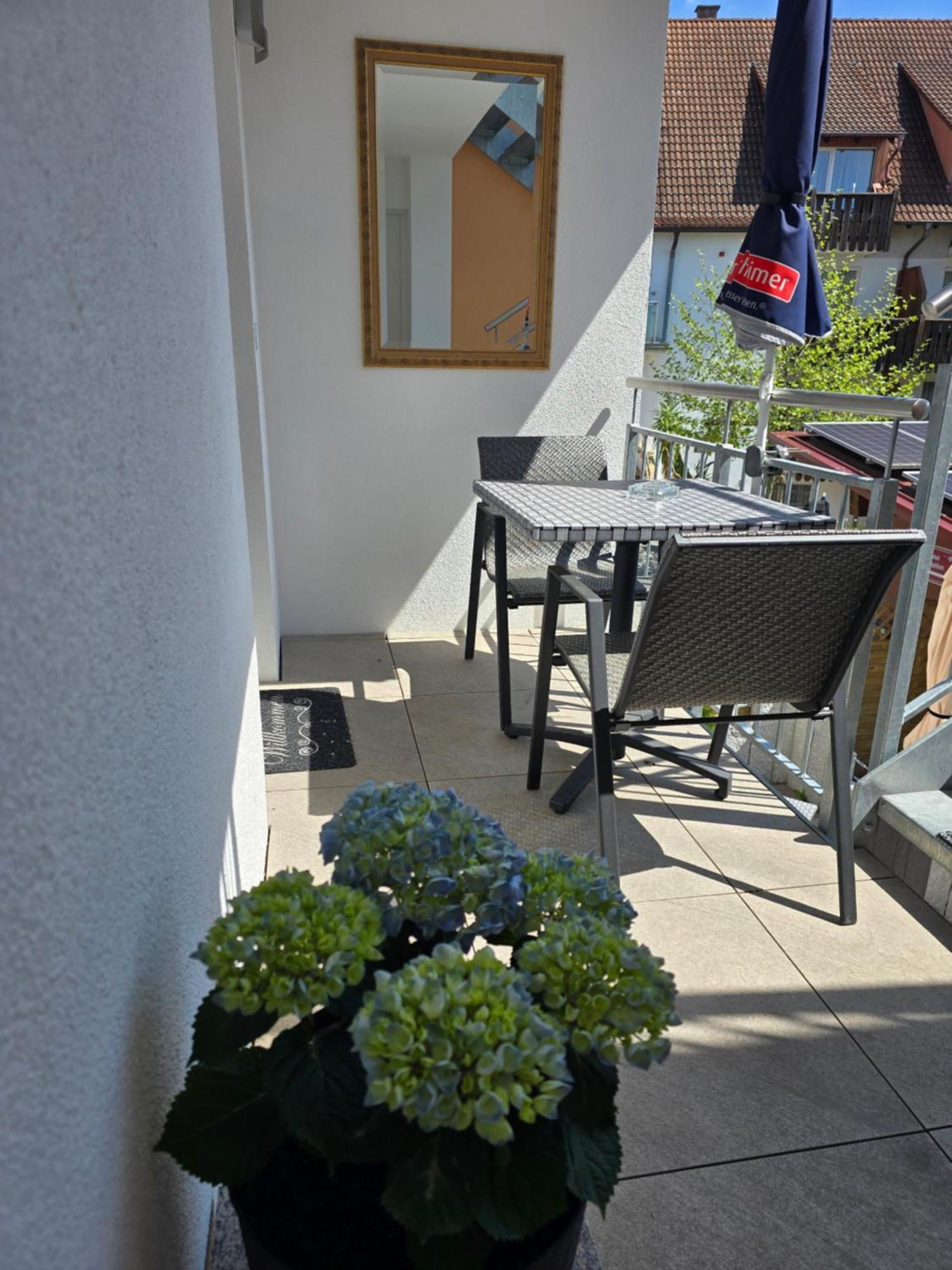 Bodensee Sunshine Zimmer & Apts. Uhldingen-Muehlhofen Exterior photo